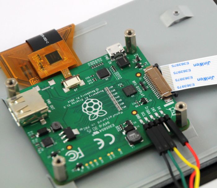 Raspberry Pi 7-inch Touchscreen Display