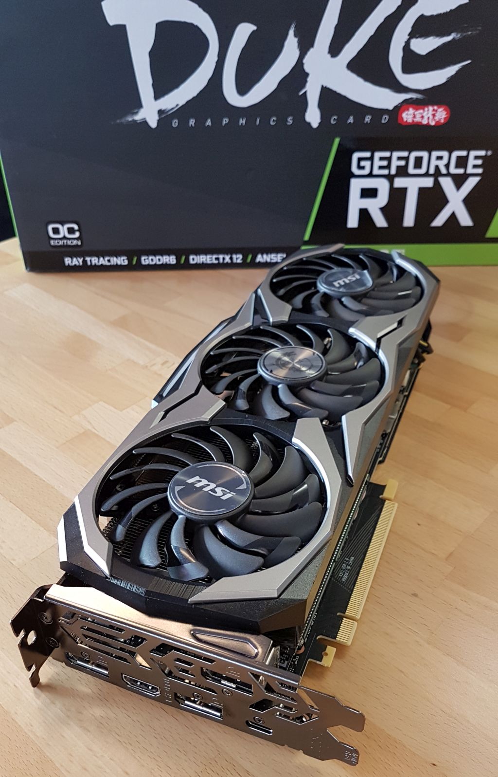 (Unboxing) MSI GeForce RTX 2080 Ti Duke 11GB GDDR6 OC