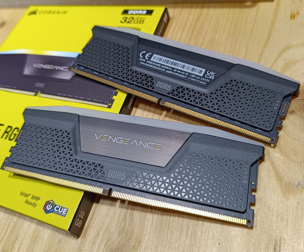 Corsair Vengeance RGB DDR5 6000MHz - 32GB
